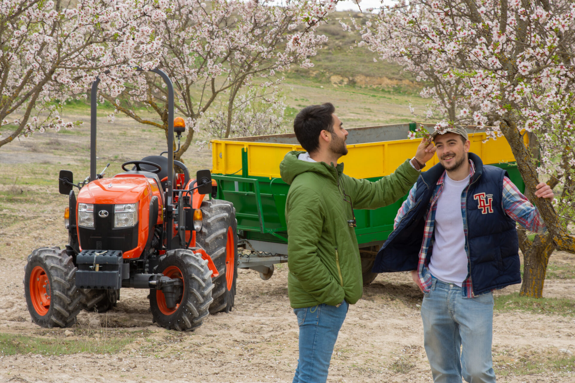 Trattorini Compatti Kubota Serie L2 - Kubota Europe SAS.