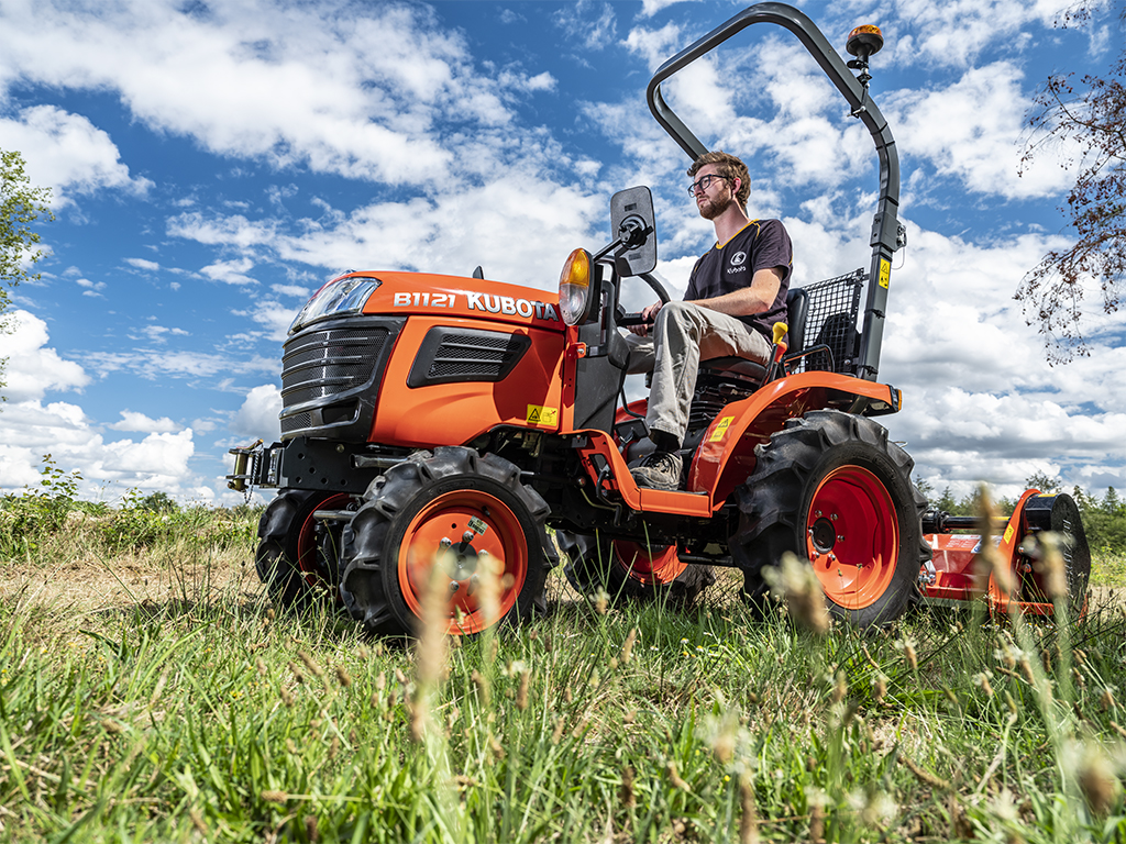 Trattorini Compatti Kubota Serie B1 - Kubota Europe SAS.